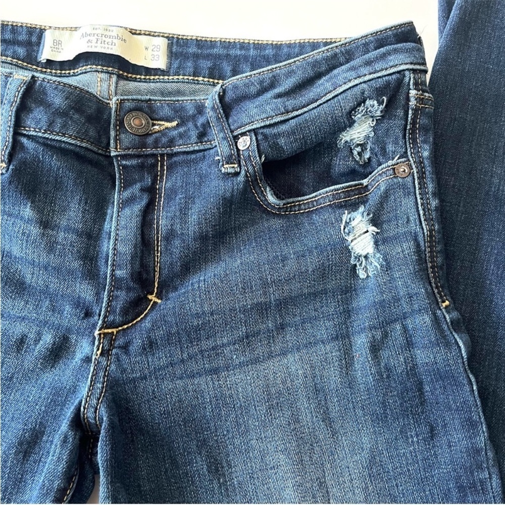 Abercrombie & Fitch Jeans Women's 8 Bootcut Dark Wash Distressed - Picture 3 of 8